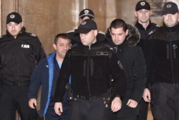 Наш олимпийски шампион по вдигане на тежести и синът му отиват на съд за 62 500 лв. подкуп