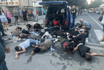 Задържаха избягалия шофьор на микробуса с мигранти в Бургас, той е грузинец (ОБНОВЕН)