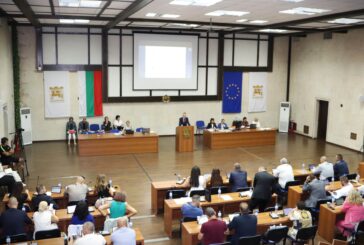 ОбС разреши на директорите на общинските детски градини да разширяват с до 3 деца групите и гарантира прием за всички деца в Благоевград