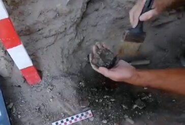Ново сензационно откритие: Бронзова лампа осветява тайни в Хераклея Синтика (ВИДЕО)