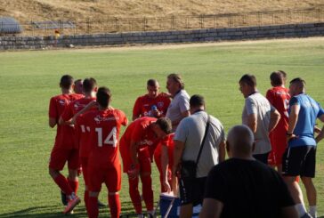 Цв. Видински и Ст. Гошев похвалиха своите футболисти и не откриха слабости в съдийството на голеадата в Сапарева баня