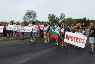 Пети протест срещу безводието: Плевенчани блокираха главни пътища