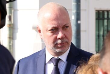 Премиерът Желязков открива утре обновени детска градина и училище в община Симитли