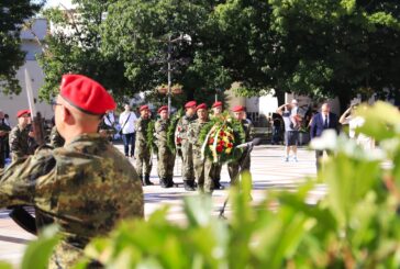 С полагане на цветя Благоевград отбеляза Благоевград отбеляза 140 години от Съединението на Княжество България и Източна Румелия