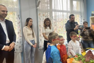 Първия интерактивен кабинет в детска градина откри кметът на Кюстендил инж. О. Атанасов
