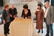 На церемония в Деня на християнското семейство 46 двойки от община Дупница подновиха брачните си клетви, отпразнуваха 6 диамантени и 40 златни сватби  