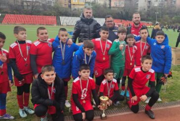 Талантите на „Славата“ вицешампиони на „Хасково къп“ с най-добра голова разлика, излъчиха най-добрия вратар