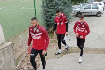 Комитите отпратиха две кандидат-попълнения, нигерийски таран влезе в пълнещия се лазарет