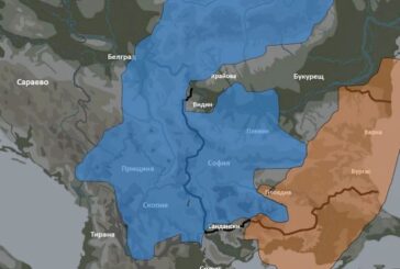Бурен вятър и сняг блокират България