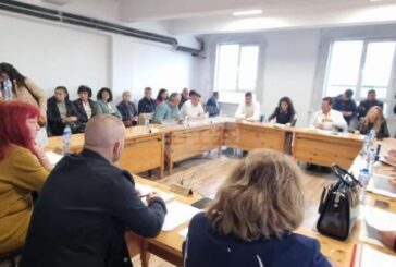 Проблеми с незаконните сметища и извозването на боклука разискваха общинските съветници в Бобов дол