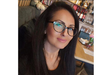 Възпитаничката на ЮЗУ „Н. Рилски” - Благоевград, психоложката Мариела Петрова: Аутистите страдат и по празниците, любовта и прегръдката са универсални формули за лечение
