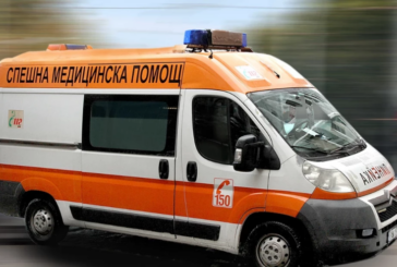 Два пътни инцидента с 4 коли и 1 мотор на входа на Благоевград вдигнаха на крак спешните екипи