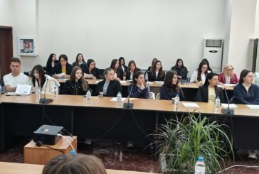 Изкуственият интелект в обучението по философия и гражданско образование събра на кръгла маса в ЮЗУ студенти, докторанти, ученици и учители