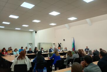В ЮЗУ вдигат със задна дата заплатите с 5%, минималното трудово възнаграждение за академична длъжност става 2919 лв.