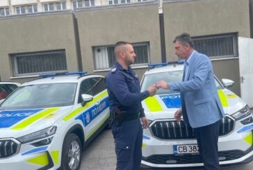 С нови високопроходими и хибридни автомобили оборудваха 3 районни управления в Кюстендилско