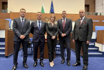 5-имата благоевградски депутати от „Прогресивна България” с двойна клетва - и в НС, и пред избирателите