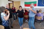 Двоен празник събра дреновци в кметството на крехко ярешко и македонски кюфтенца