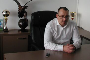 Новият собственик на орлетата започна мандата си с погасяване на заплатите, феновете се размечтаха с едно наум