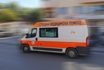Кръв на пътя! Опел блъсна жена от Кресна, пресичала неправилно Е-79