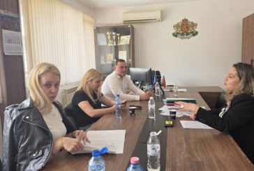 Жителите от ул. „Васил Левски” в Сандански настояват в жалба до ПК по местно самоуправление за незабавна проверка на извършените ремонтни дейности, довели до наводнения при дъжд и риск за имуществото на хората