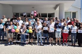 Випуск 1996 на бившия Техникум по електротехника в Банско отново прекрачи прага на училището 30 г. след завършването