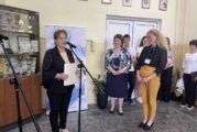 Учителката по химия в Гимназията по икономика Д. Станковска с отличие от МОН