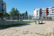 Решението на ОбС - Благоевград за отварянето и на досега отворените училищни дворове раздвои общественото мнение