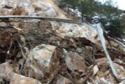 Започва укрепването на срутището по пътя към Бачиново