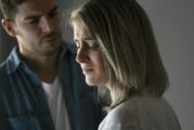 Защо не мога да си тръгна? Теория на токсичната връзка и как никога не я напускаме