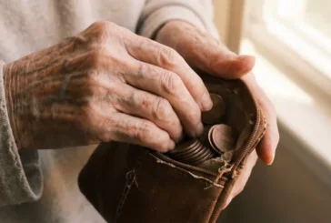Социалната пенсия за старост става 183,81 евро от 1 юли
