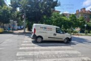 Автомобил аварира на пешеходна пътека в Благоевград (ВИДЕО)