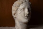 НОВА АРХЕОЛОГИЧЕСКА НАХОДКА! Стъпала от предполагаема статуя на Артемида откриха в Хераклея Синтика