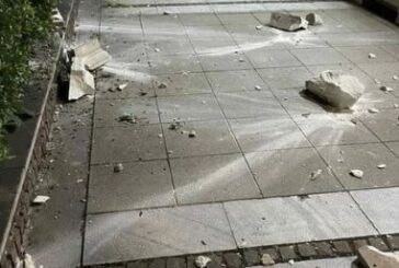 50-кг бетонен елемент се откърти от Розовия блок в Перник, за късмет се размина без жертви