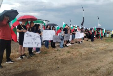 СЛЕД НЕЛЕПАТА СМЪРТ НА 19-Г. КРУМ! Внасят в четири институции подписката за кръгово на кръстовището при гоцеделчевското с. Борово