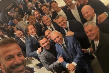 Испания вгорчи националния празник на Франция пред погледа на Хр. Стоичков и още куп други футболни легенди