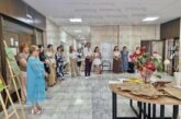 АРОМАТ НА ИЗКУСТВО! Изложба от 47 картини и ръчно изработени бижута представи младата благоевградска художничка В. Колева
