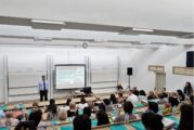 С питка с мед във Филологическия факултет към ЮЗУ посрещнаха 73-ма ученици, студенти и преподаватели за летния семинар по български език и култура