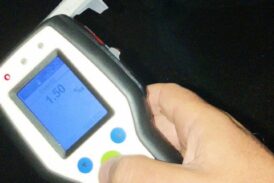 Хванат втори път пийнал възрастен шофьор преспа в ареста в Брезник, остана и без кола