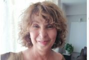 ЗАД КУЛИСИТЕ! Благоевградската актриса Албена Чобанова: Много обичам театъра - толкова много, че до ден-днешен като вляза в залата, се чувствам като малко дете