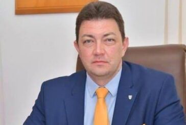 Кметът на Петрич Д. Бръчков предлага закриване на общинското дружество за озеленяване - няма пари за база и техника