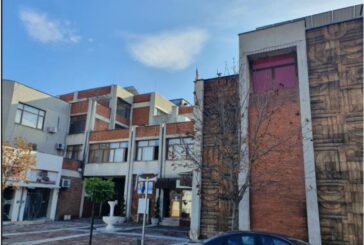 За по-малко от месец поръчката за ремонт на административната сграда на Гоце Делчев прекратена за втори път - първо нямаше пари, сега - редовни оферти