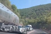 Огромни задръствания по пътя за Гърция край Кресна