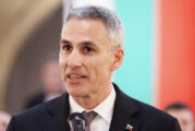 Андрей Гюров обявява кандидатурата си за президент във вторник
