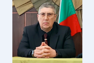 Кметски наместник благодари на полицай за бърза намеса в Брезнишко