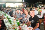 В епицентъра на кукерските банкети: Стотици приятели събраха „Косячката махала” в Симитли, група „Шикеро“ от с. Крупник и пазителите на традициите в Железница, празничен дух завладя и евроселото Черниче