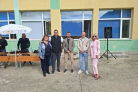 Изявени спортисти, възпитаници на Гимназията по икономика в Благоевград, мотивираха ученици за по-здравословен и активен начин на живот