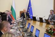 Премиерът: Затягаме митническия контрол, а контрабандата става тежко престъпление