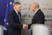Радев и Фицо: Санкциите срещу Русия не трябва да бъдат за сметка на националния интерес