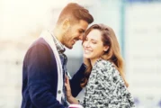 5 сигурни знака, че това е любов от пръв поглед