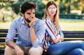 Сама, дори когато сте заедно? 10 признака, които не бива да игнорирате